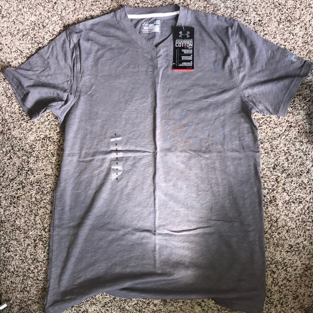 Men’s Under Armour Charged Cotton Small Shirt